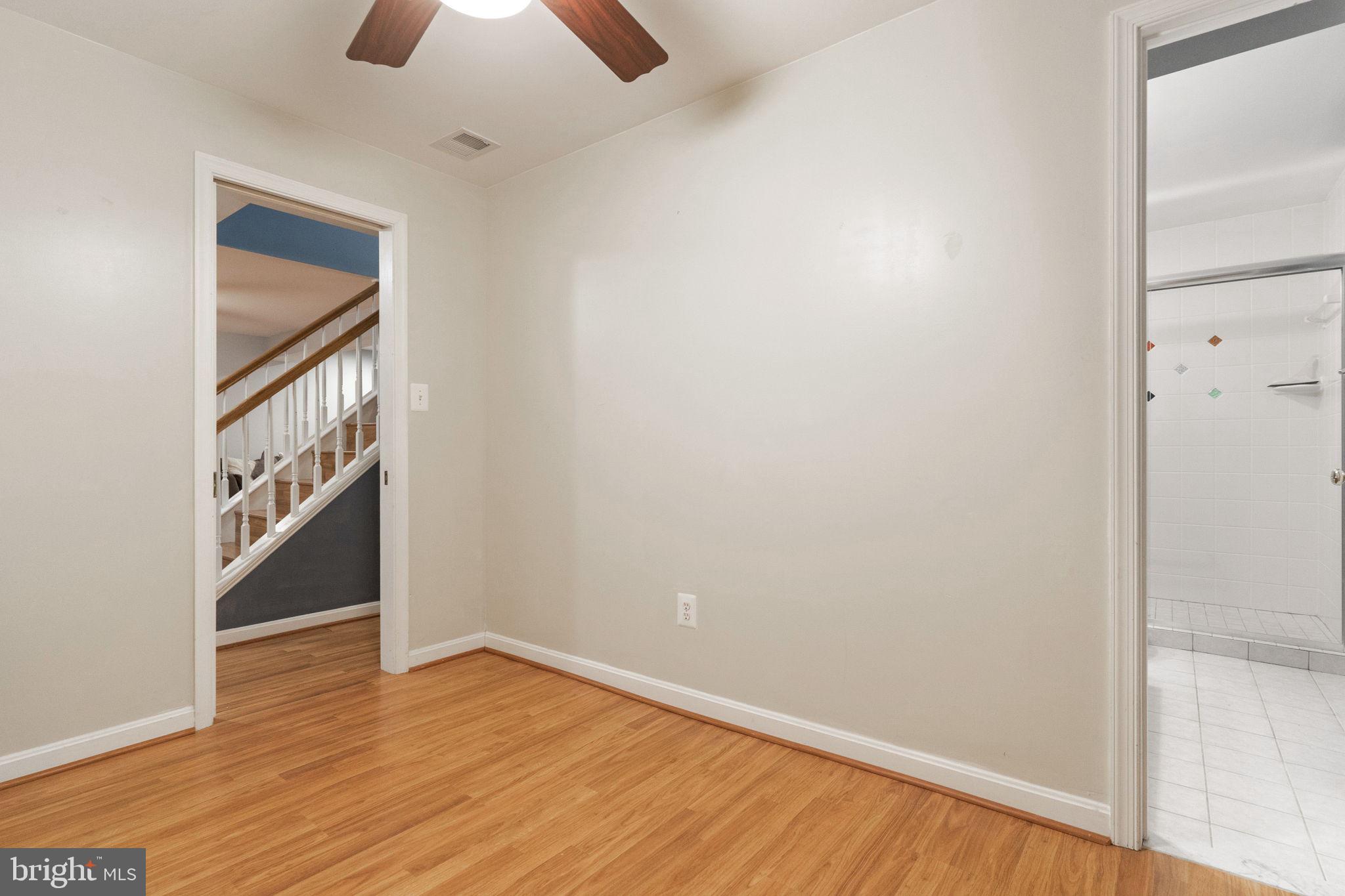 COUNTRYSIDE - Residential