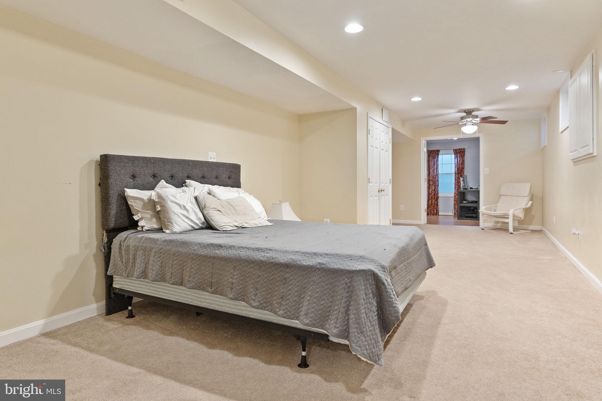 COUNTRYSIDE - Residential