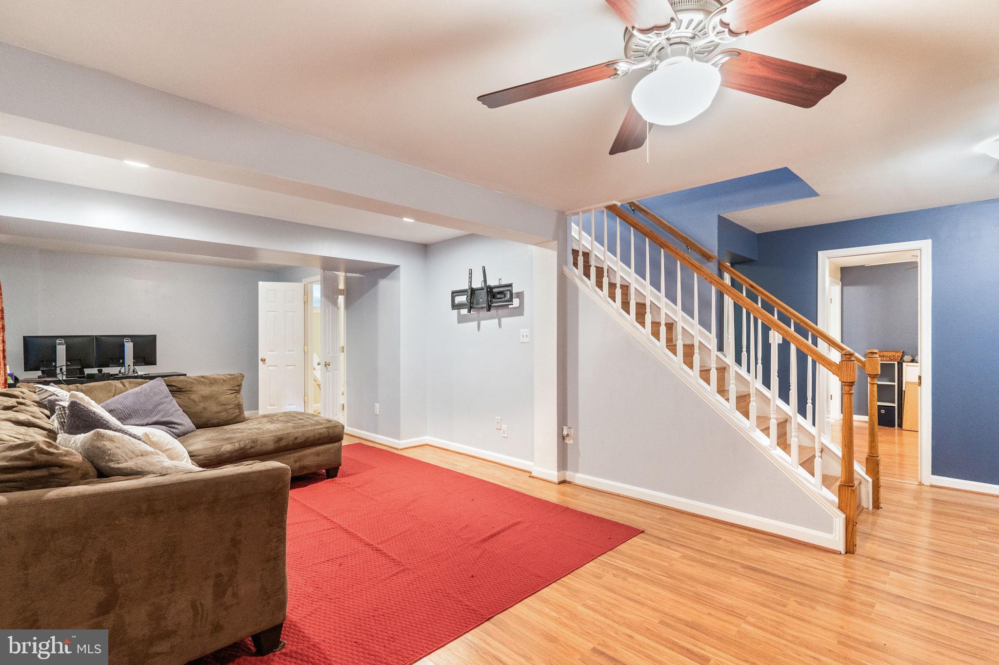 COUNTRYSIDE - Residential