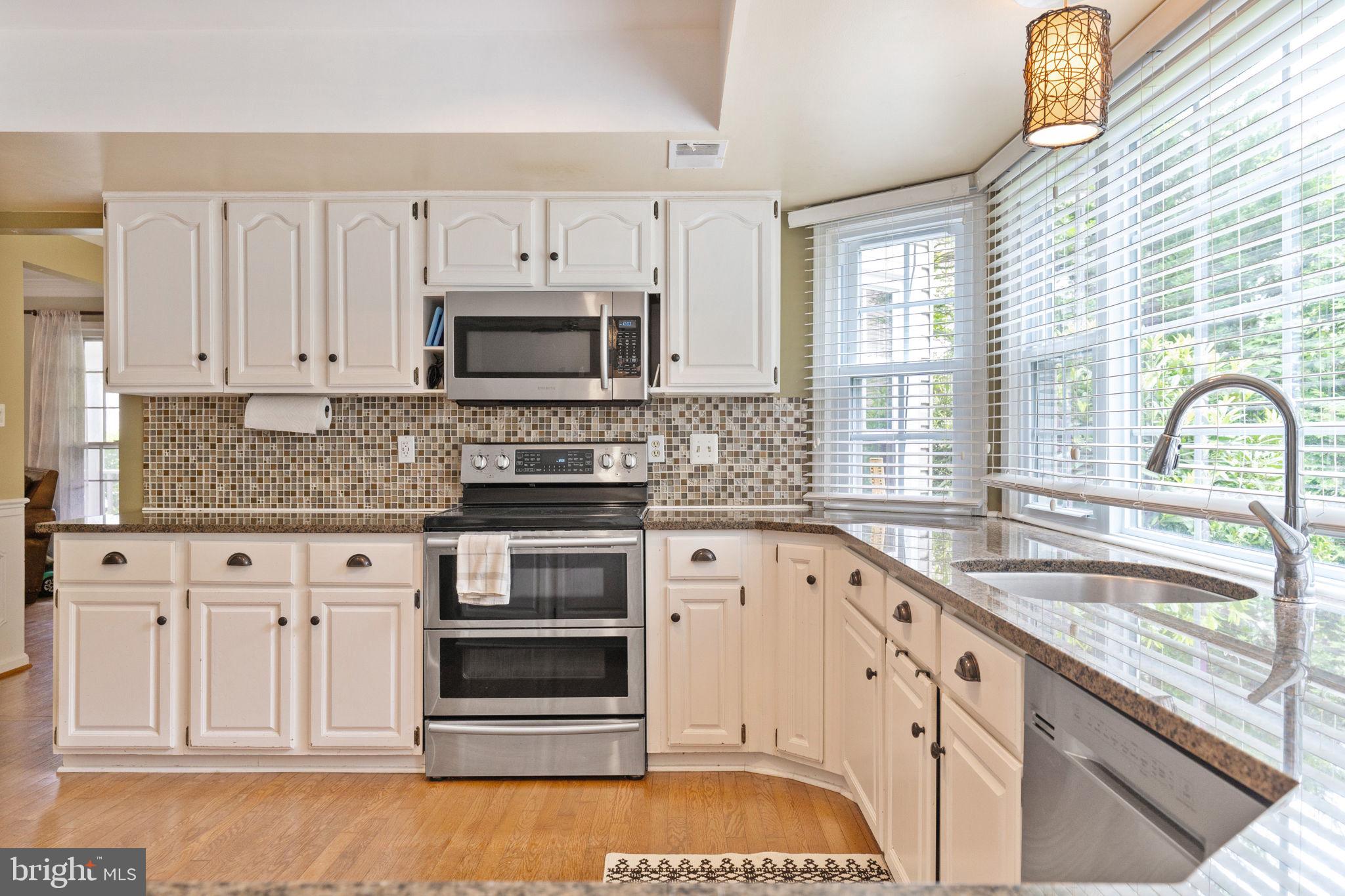 COUNTRYSIDE - Residential