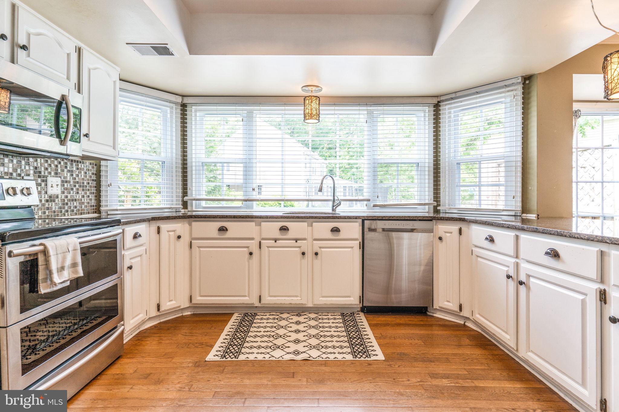 COUNTRYSIDE - Residential