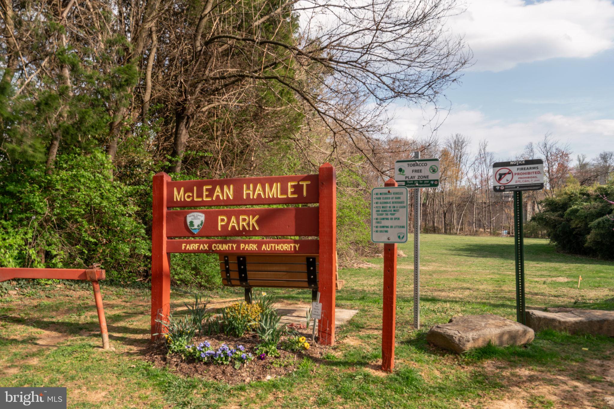 MC LEAN HAMLET - Residential