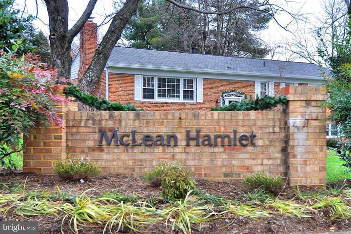 MC LEAN HAMLET - Residential