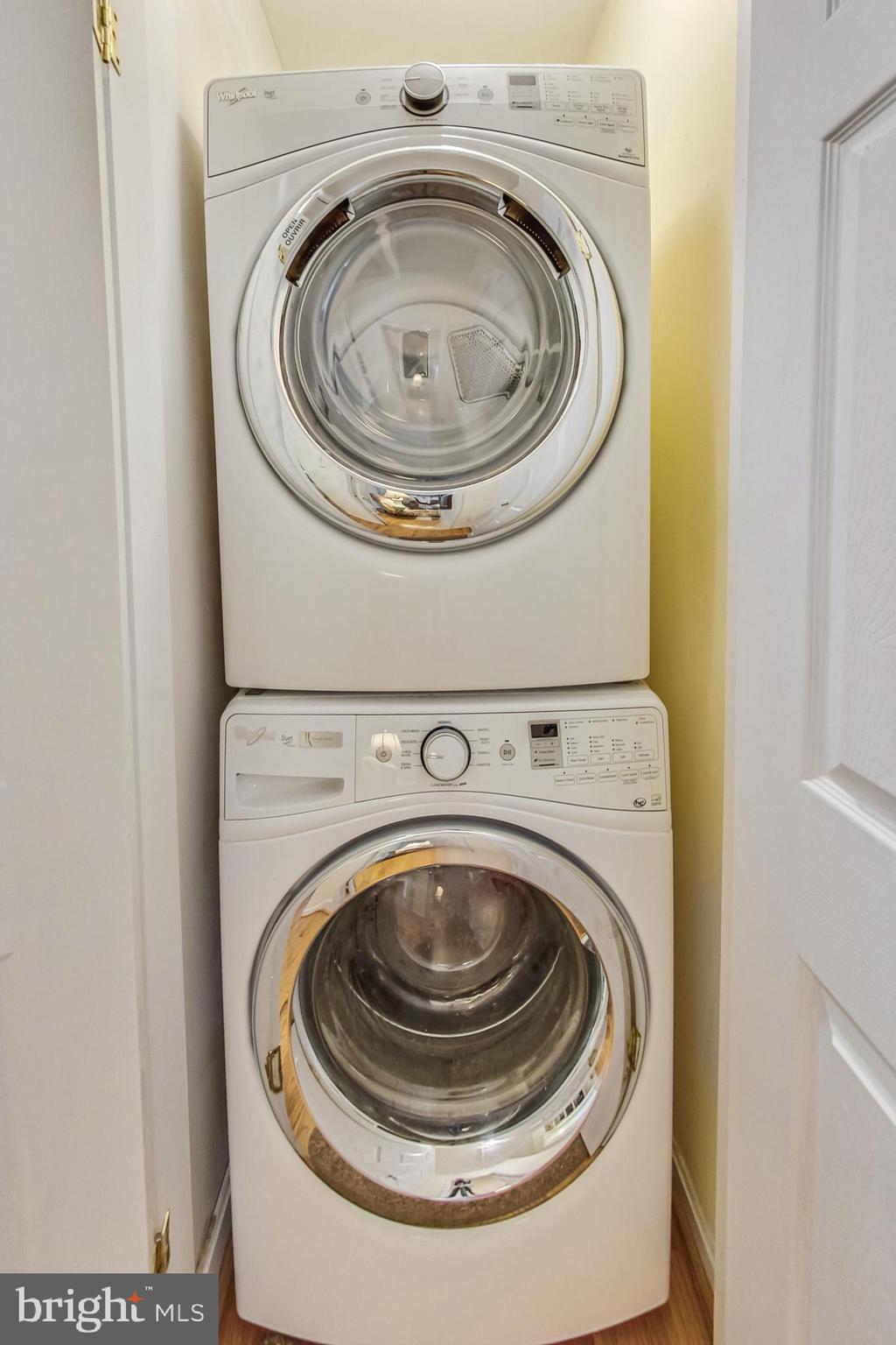 TOP OF THE PARK - Residential