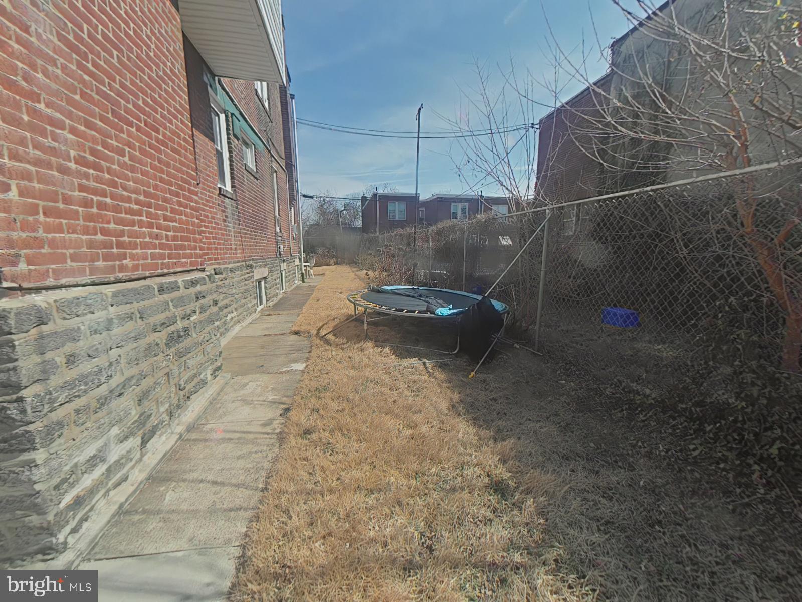 WEST OAK LANE - Land