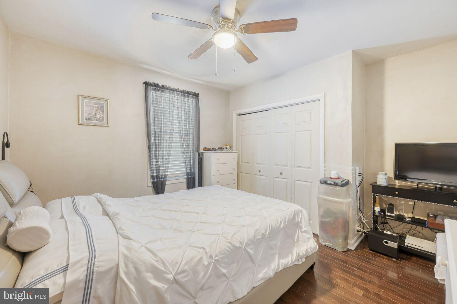 HAMILTON HILLS - Residential