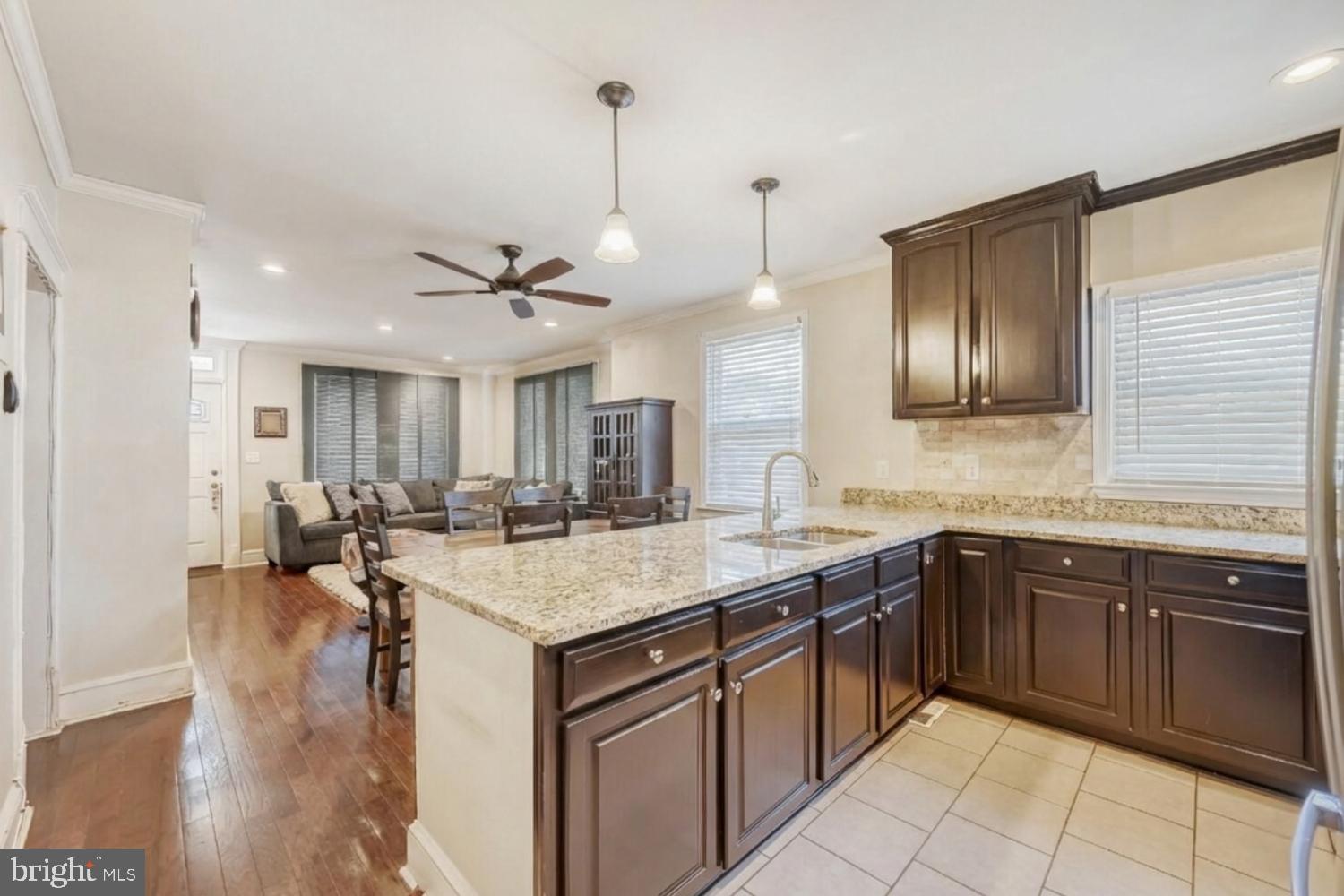 HAMILTON HILLS - Residential