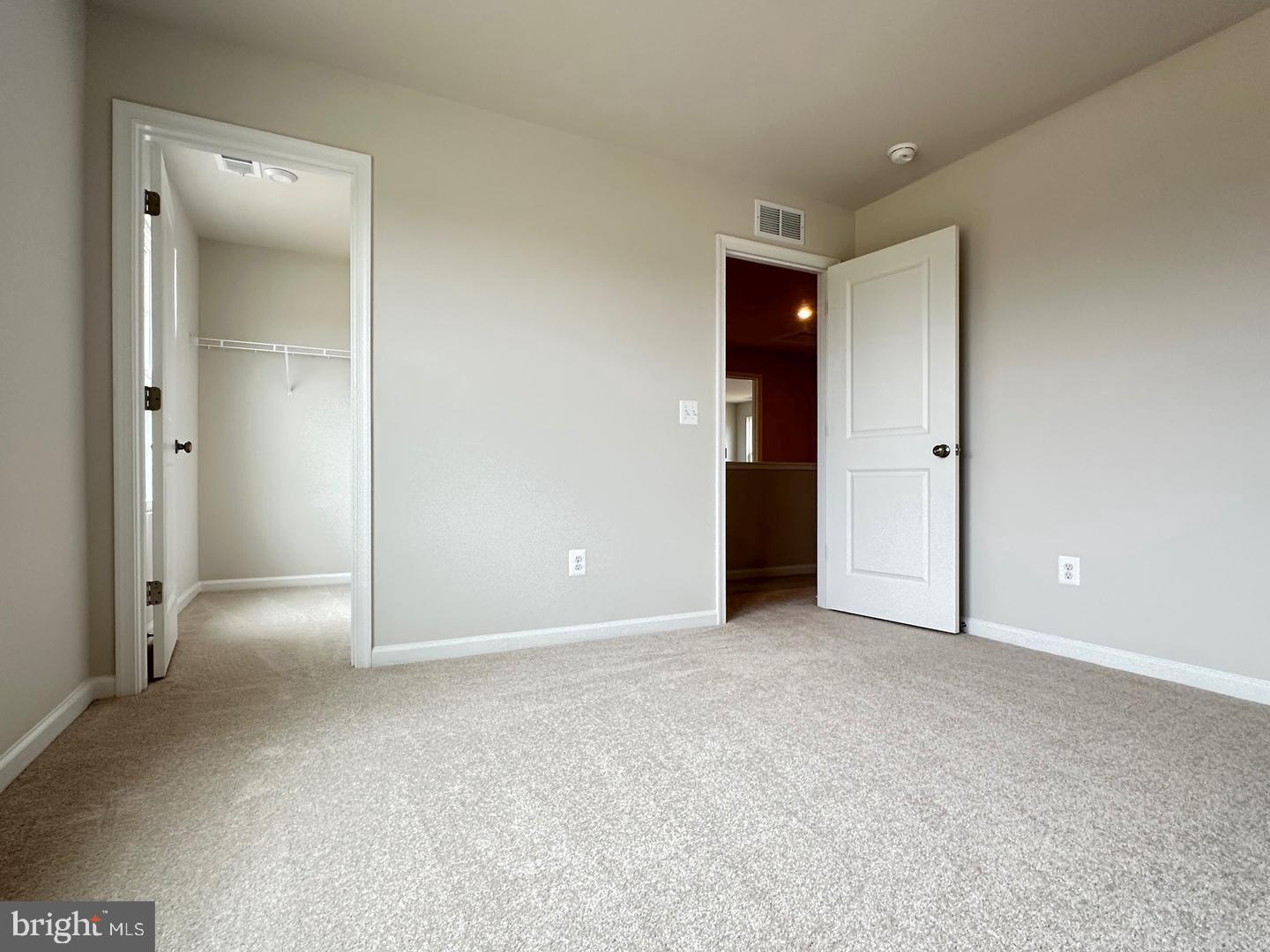 STONE SPRING - Residential Lease