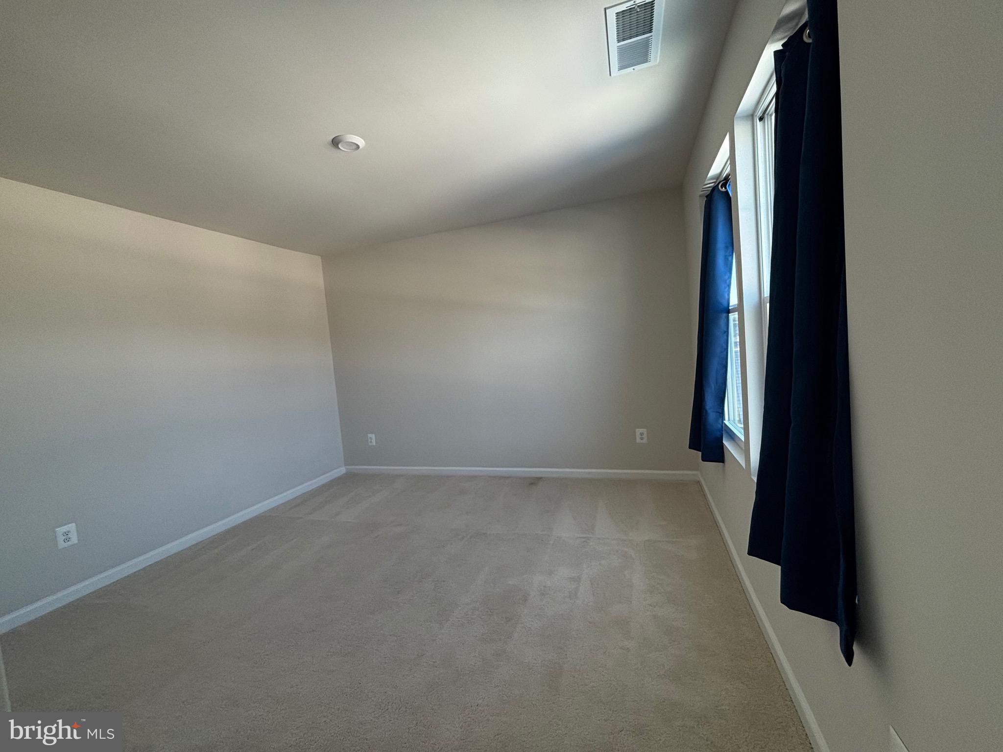 STONE SPRING - Residential Lease