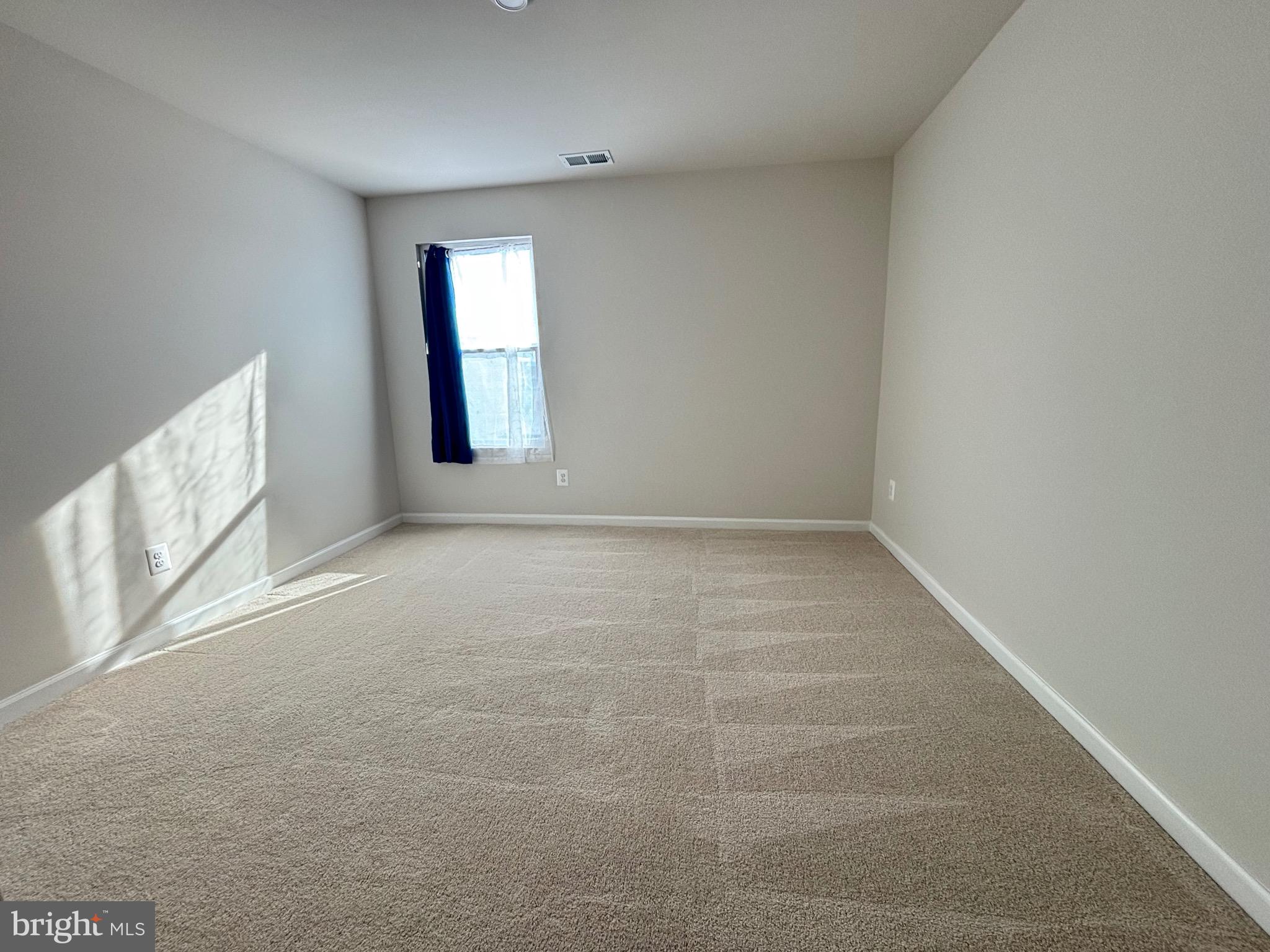 STONE SPRING - Residential Lease