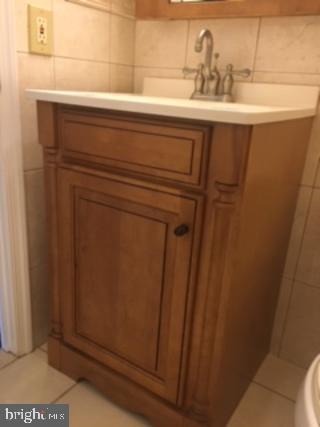BUSTLETON - Residential Lease