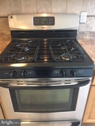 BUSTLETON - Residential Lease