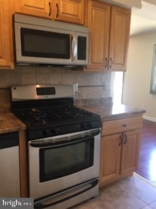 BUSTLETON - Residential Lease