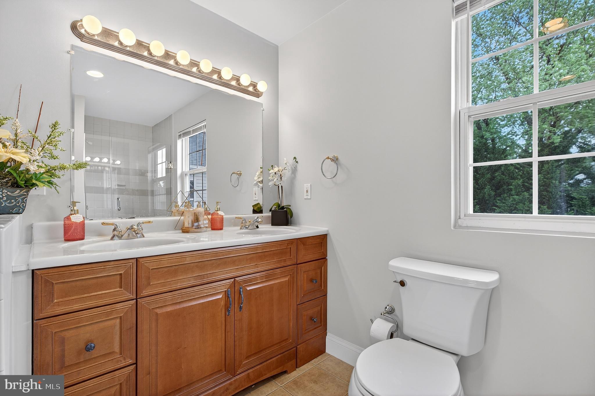 LAYTONIA - Residential