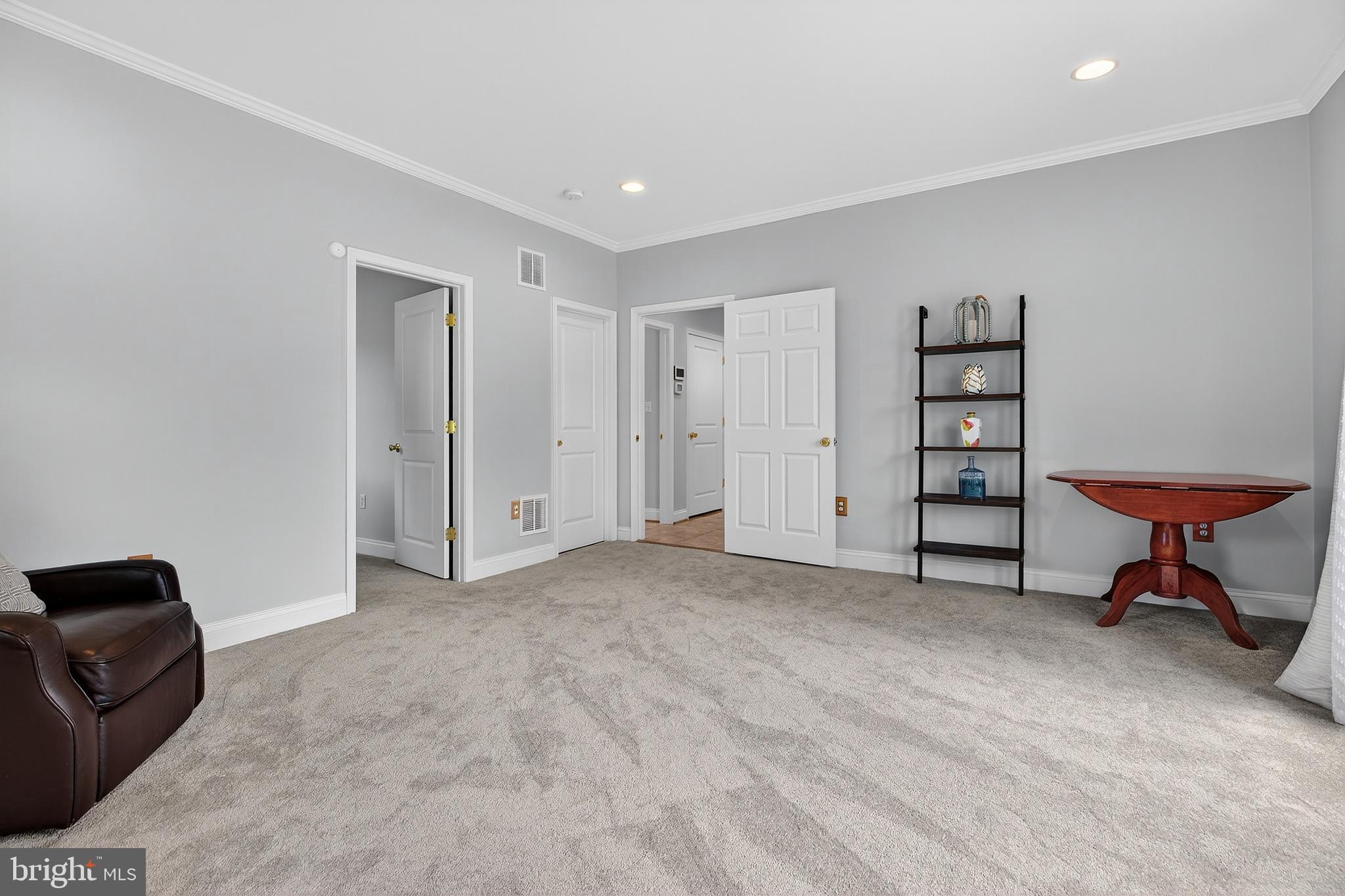 LAYTONIA - Residential