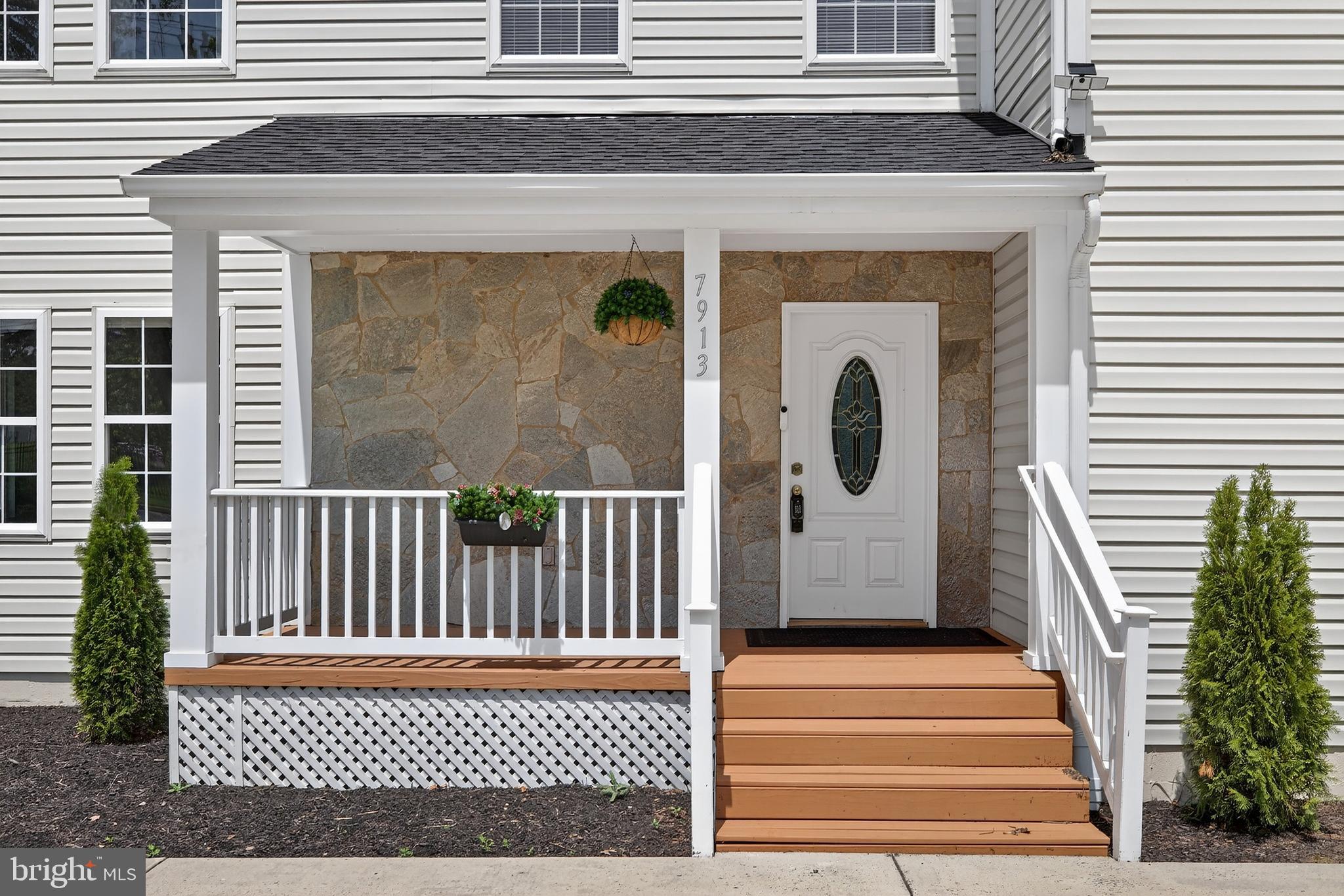 LAYTONIA - Residential