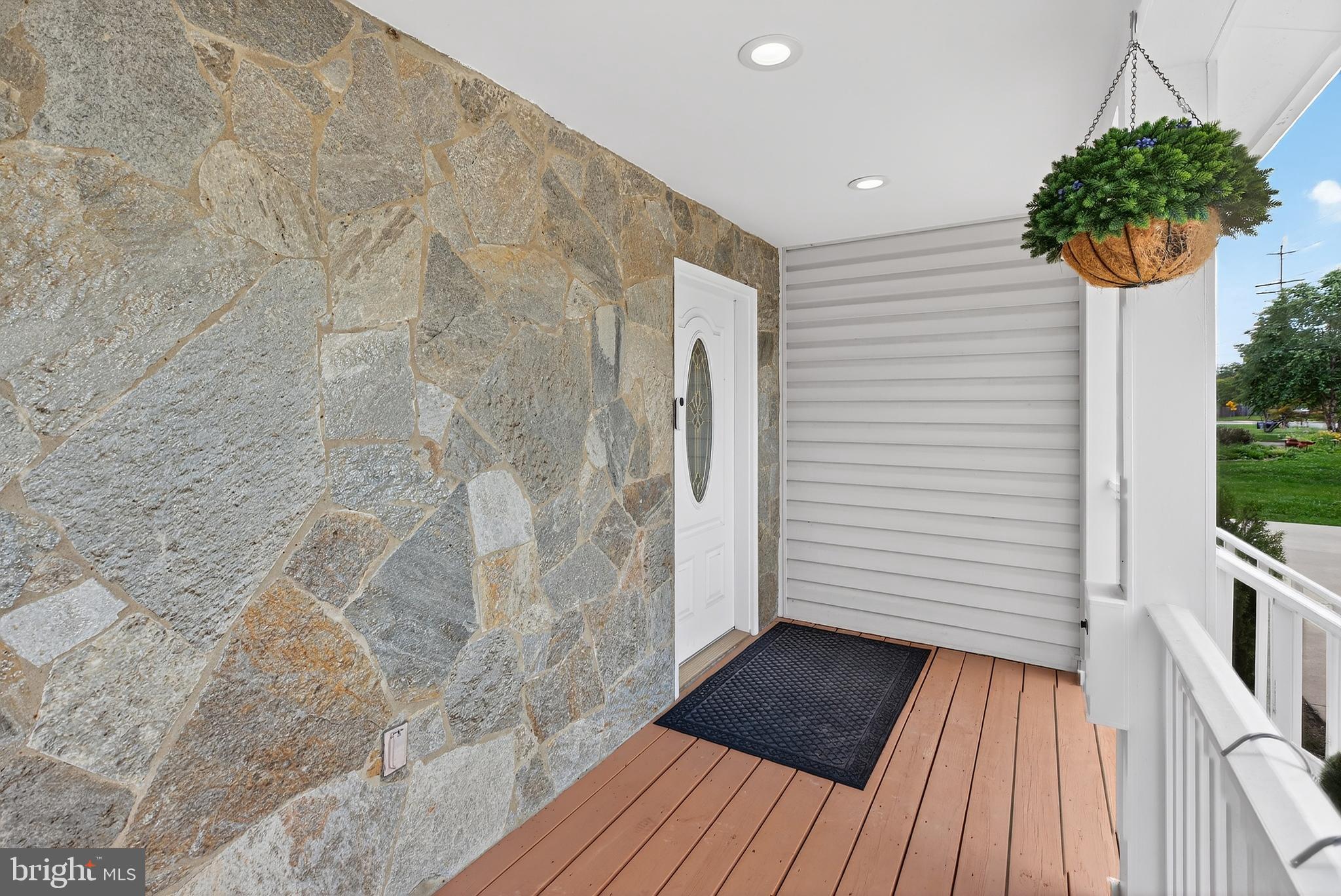 LAYTONIA - Residential