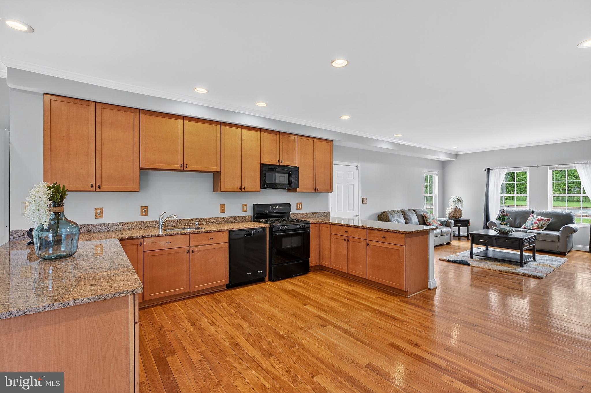 LAYTONIA - Residential