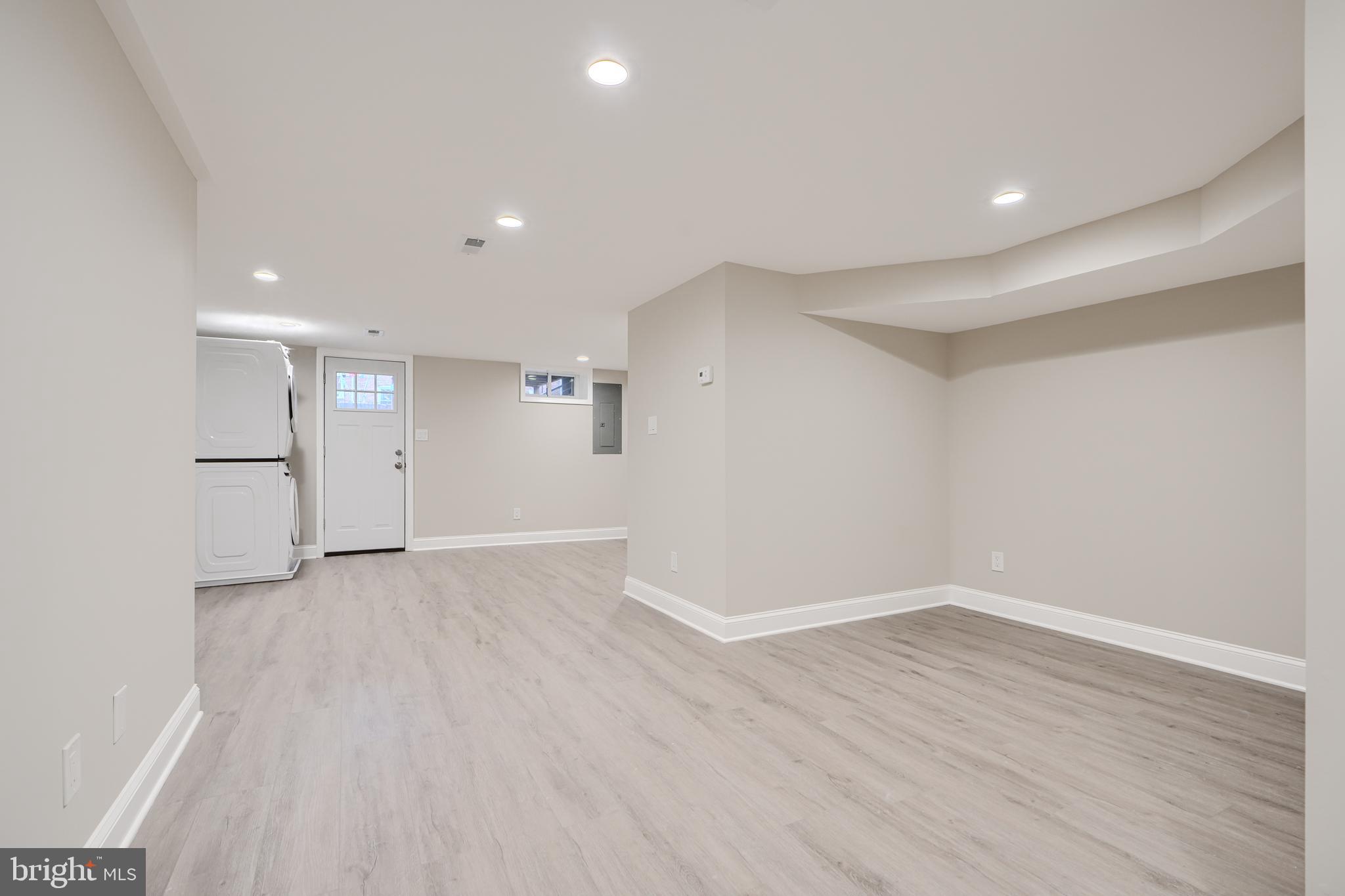 GREEKTOWN - Residential