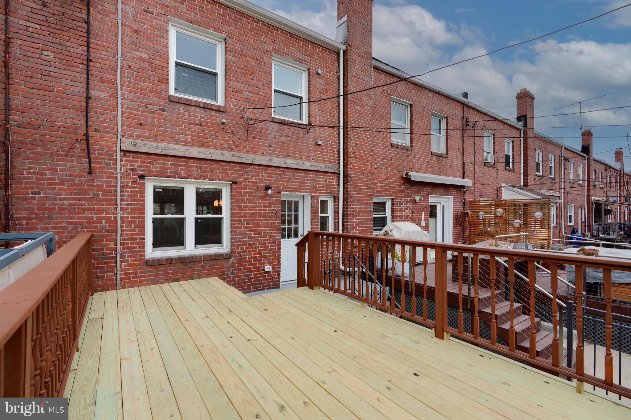 GREEKTOWN - Residential