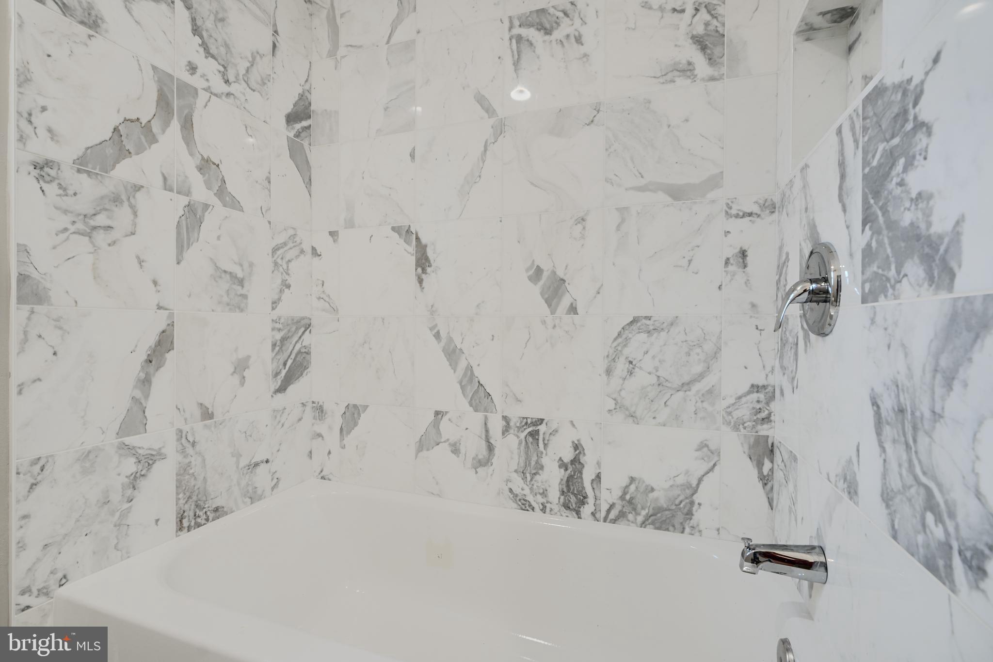 GREEKTOWN - Residential