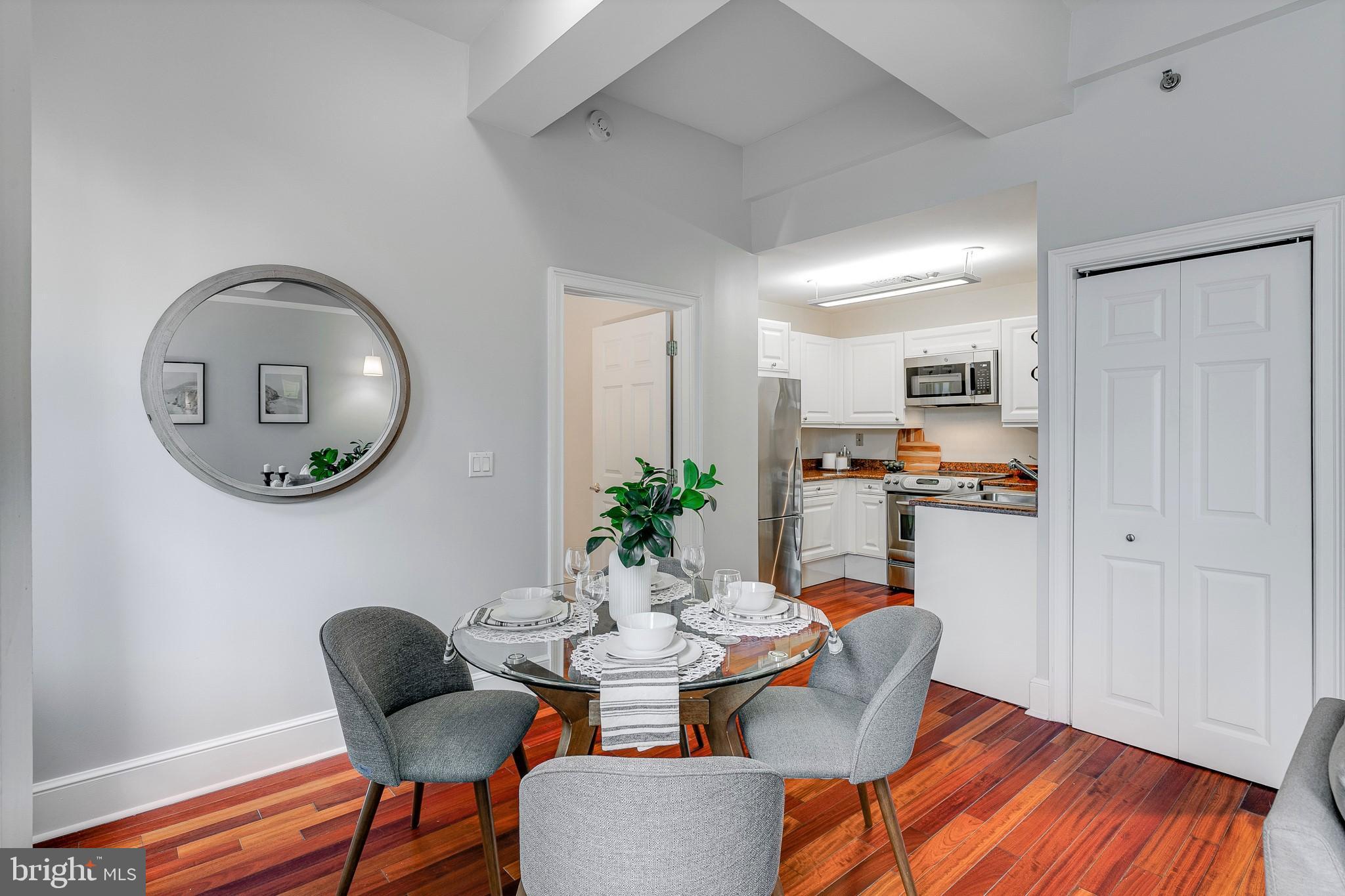 AVENUE OF THE ARTS - Residential