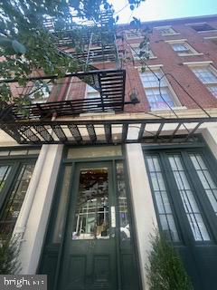 212 RACE STREET 20 4B