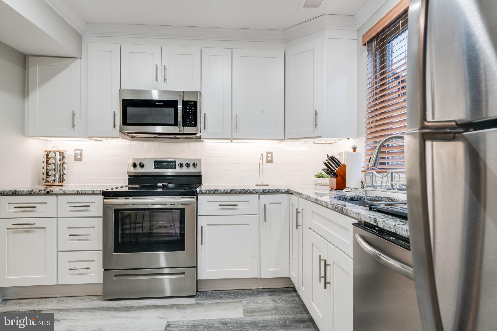 GLEN ORA - PLAT 9 - Residential