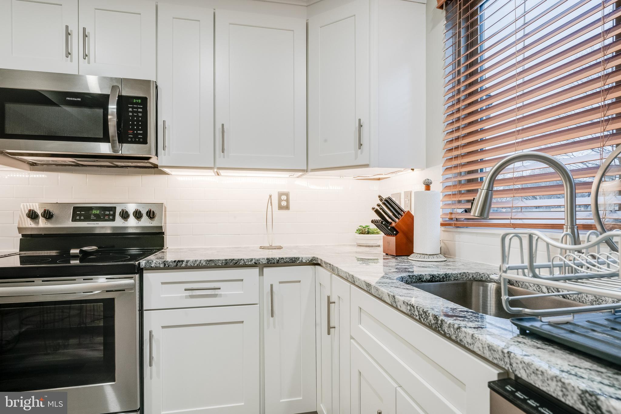 GLEN ORA - PLAT 9 - Residential