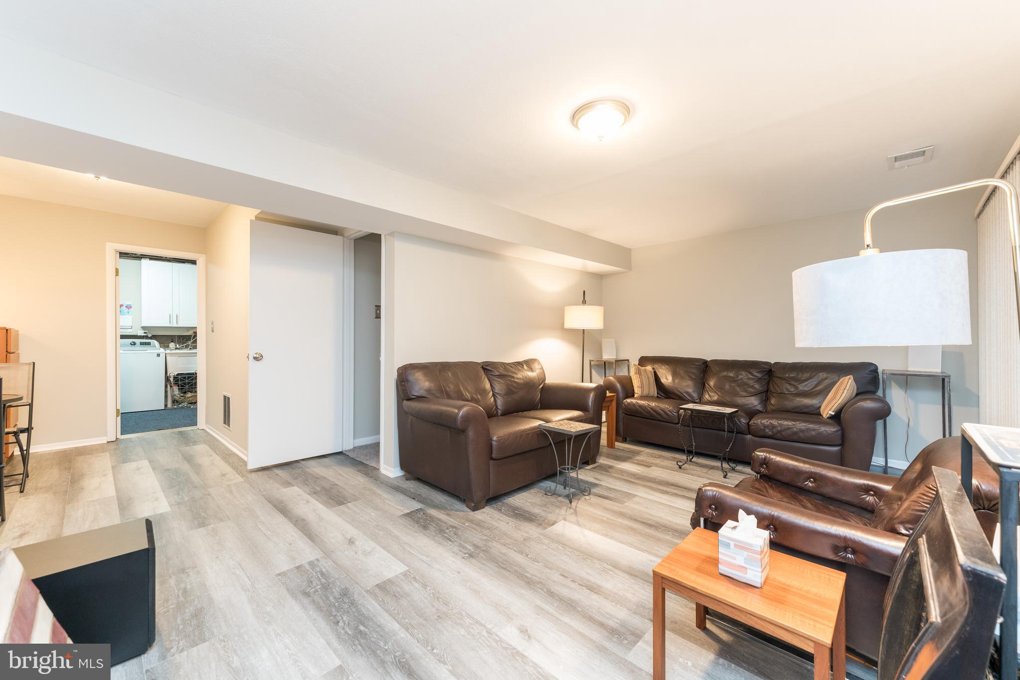 GLEN ORA - PLAT 9 - Residential