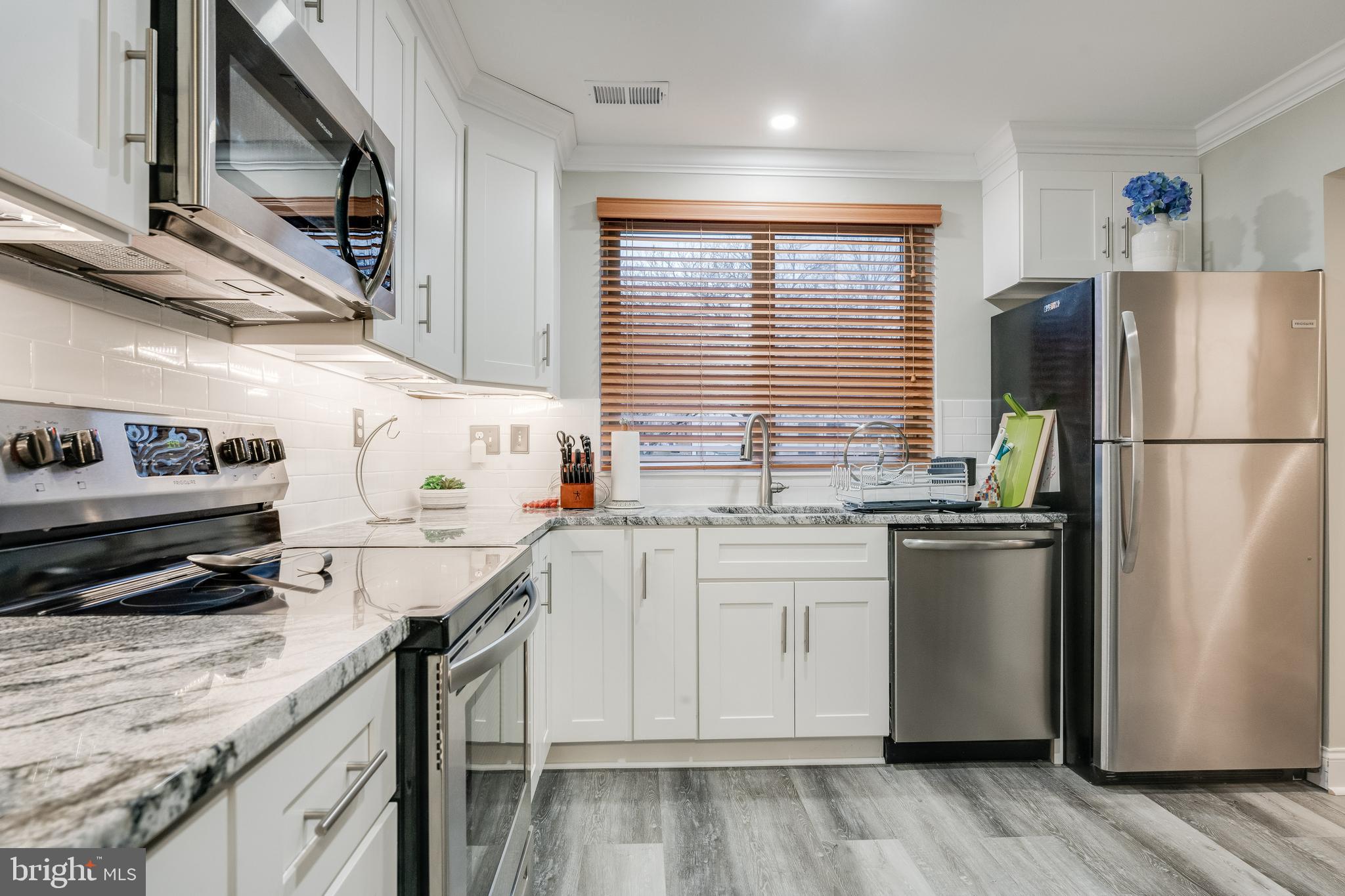 GLEN ORA - PLAT 9 - Residential