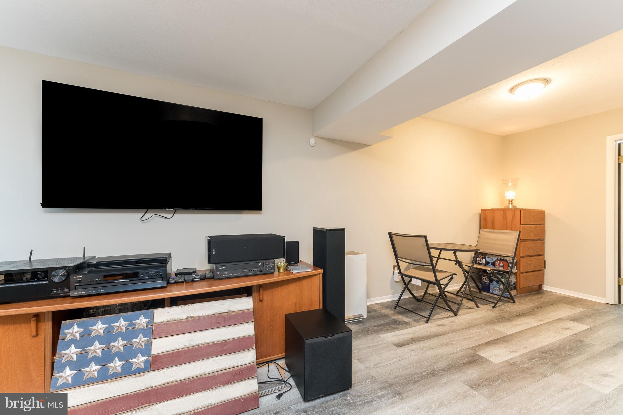 GLEN ORA - PLAT 9 - Residential