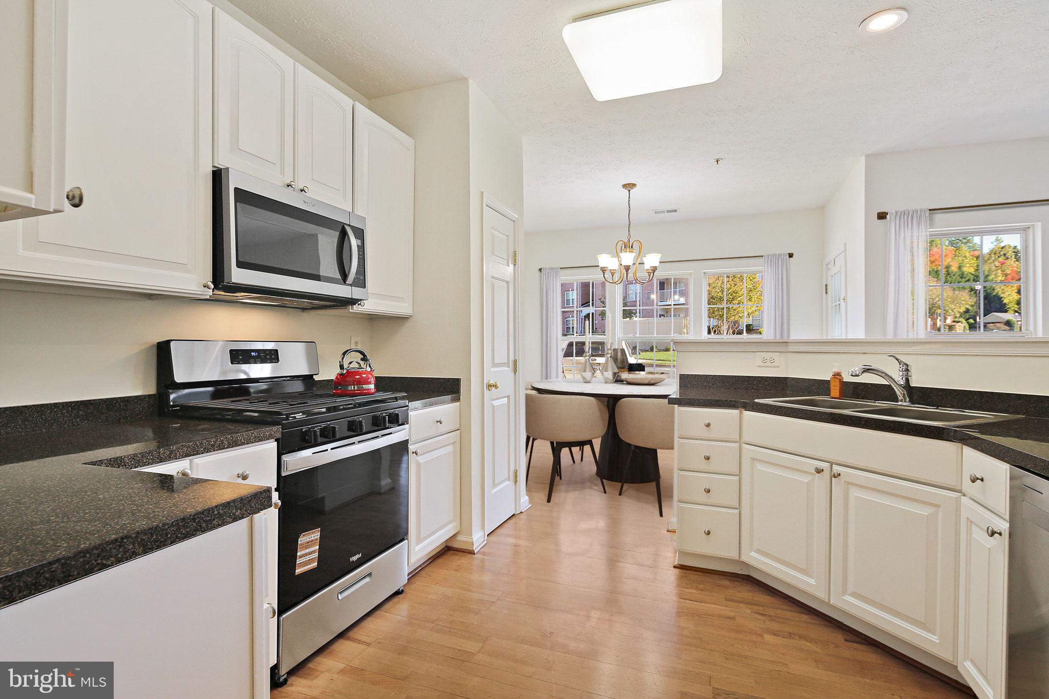 WINDSOR AT PERRY HALL FARMS - Residential