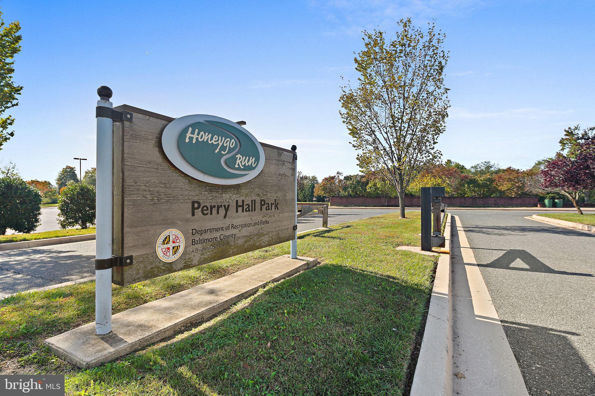 WINDSOR AT PERRY HALL FARMS - Residential