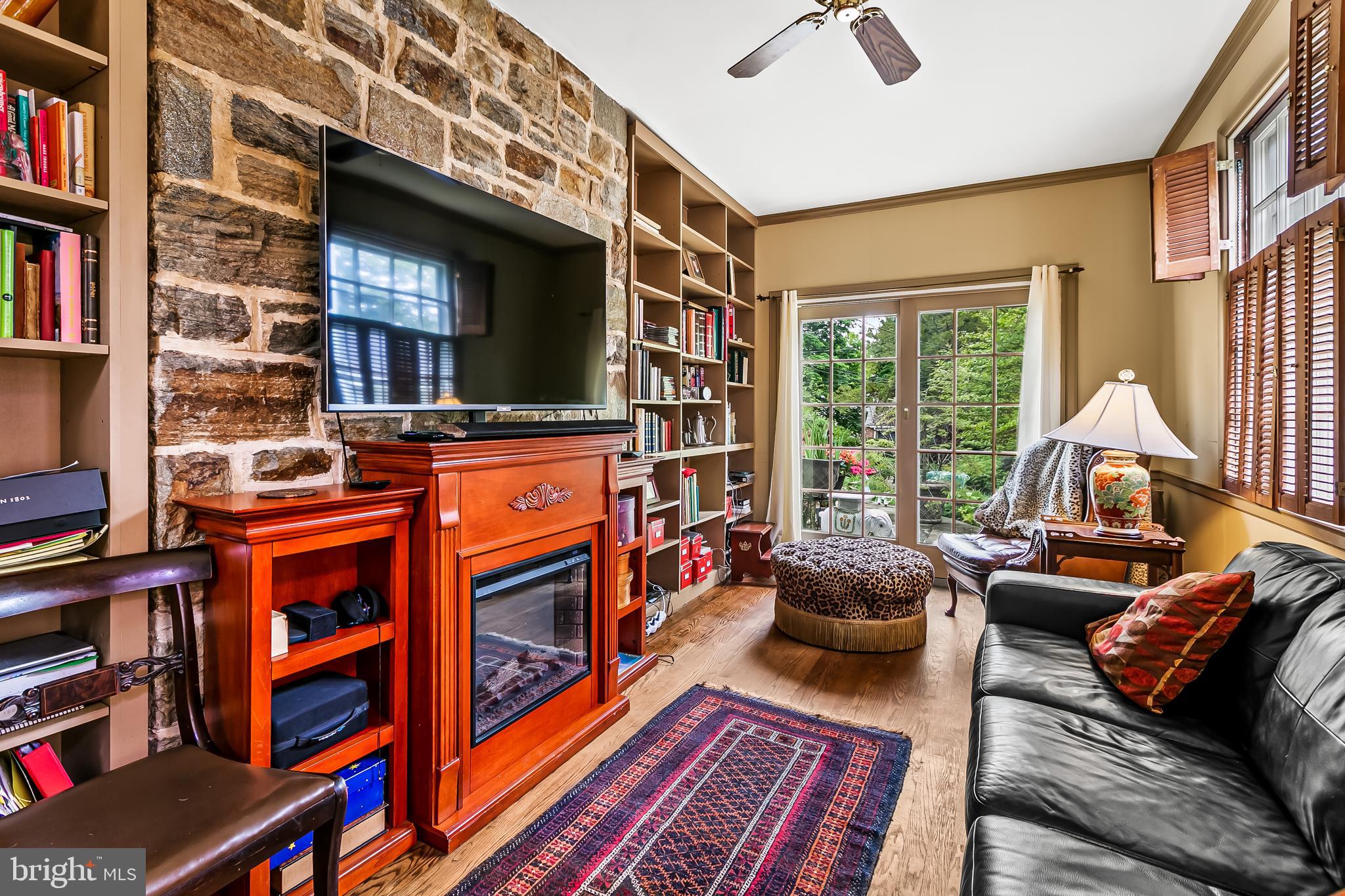 HOMELAND HISTORIC DISTRICT - Residential