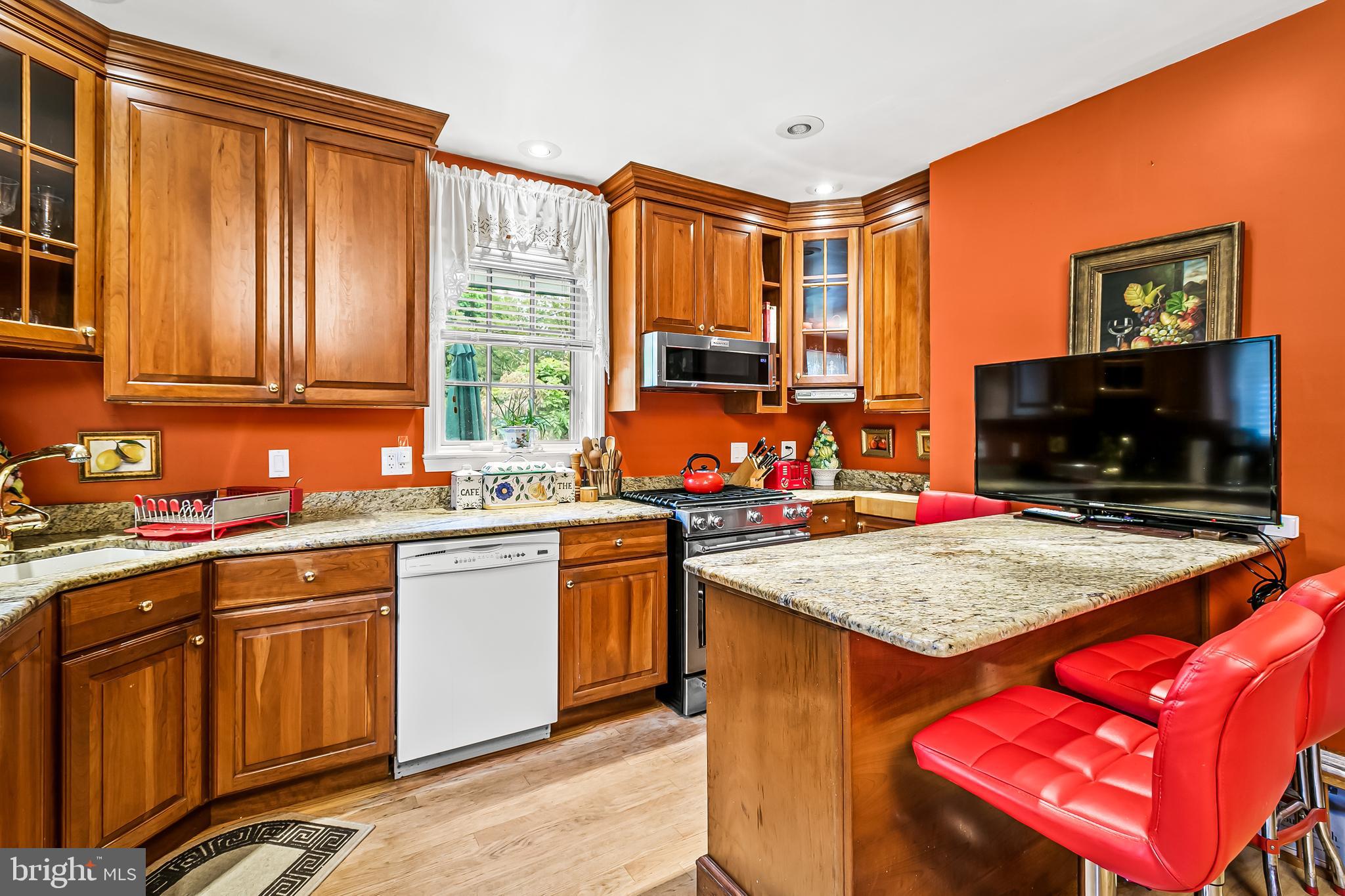 HOMELAND HISTORIC DISTRICT - Residential