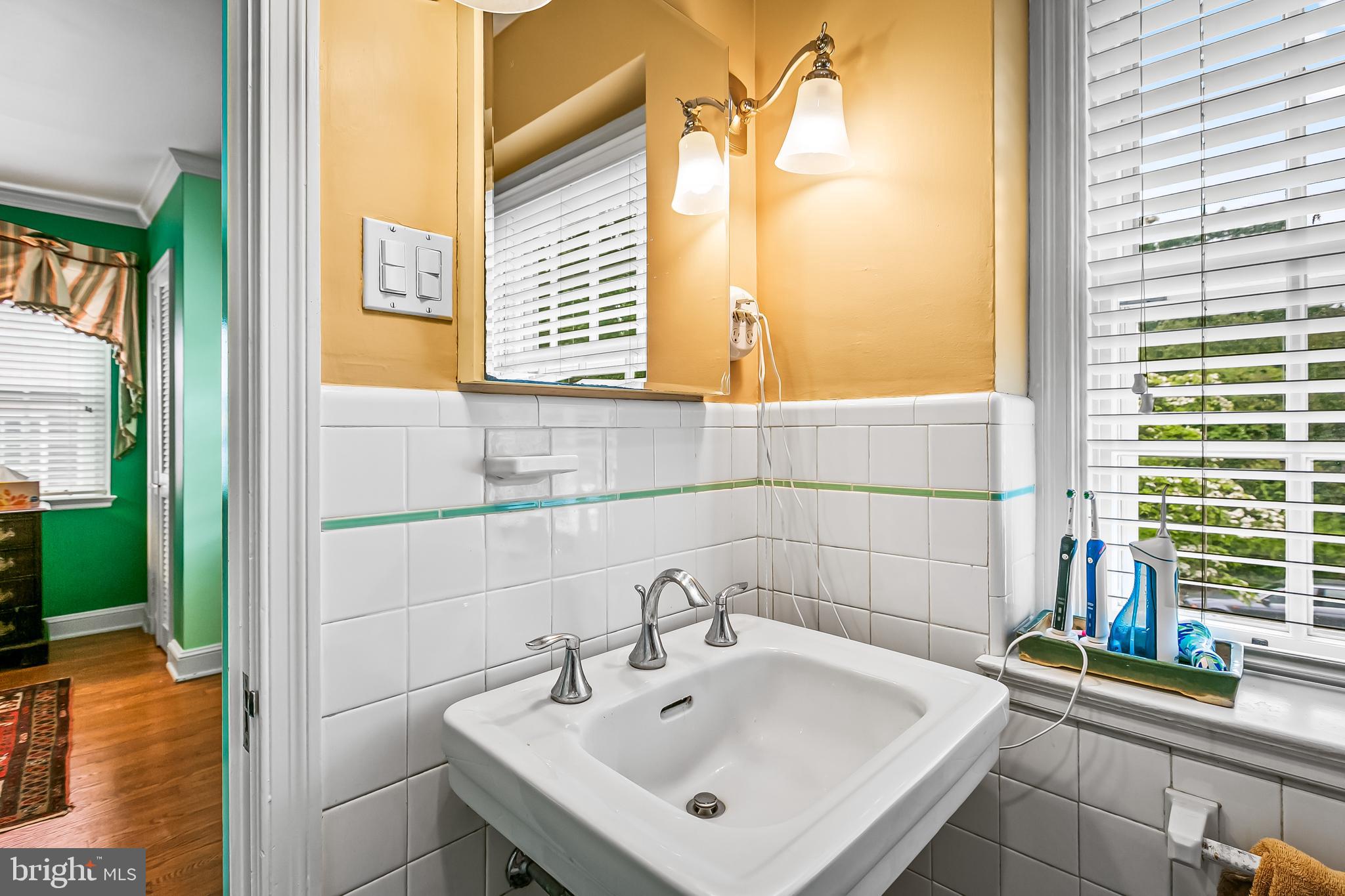 HOMELAND HISTORIC DISTRICT - Residential