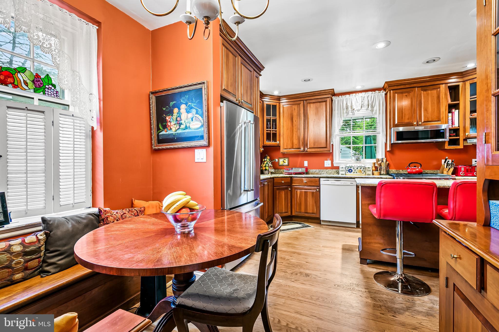 HOMELAND HISTORIC DISTRICT - Residential