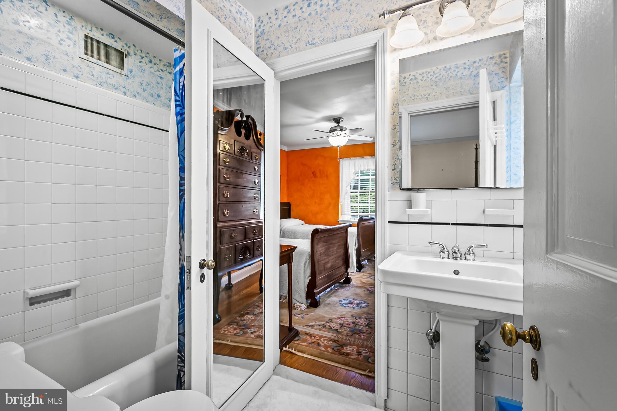 HOMELAND HISTORIC DISTRICT - Residential