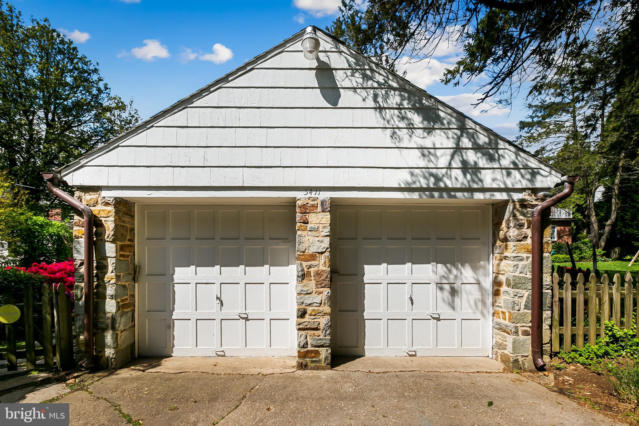 HOMELAND HISTORIC DISTRICT - Residential