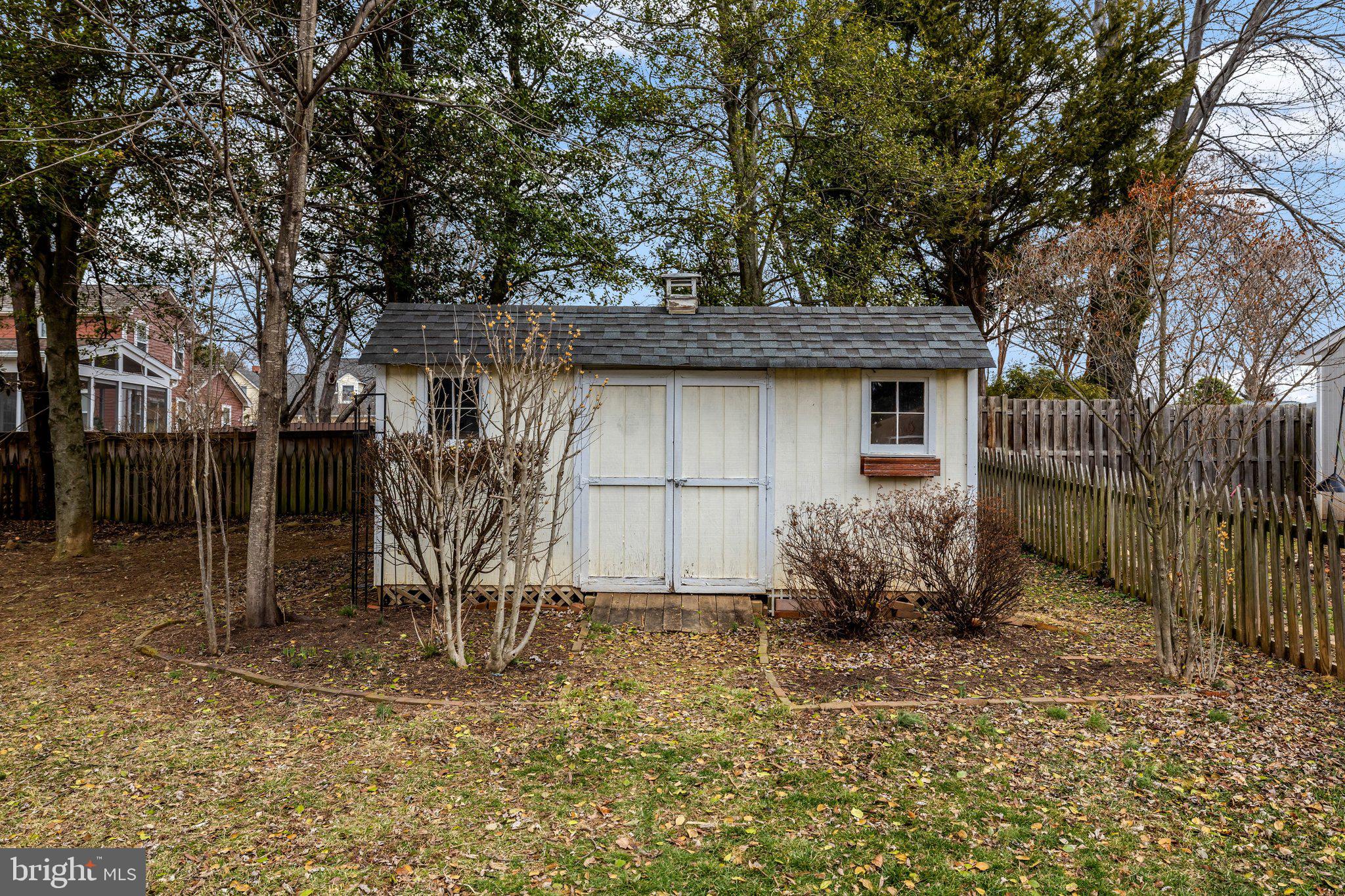 LOWENBACH - Residential