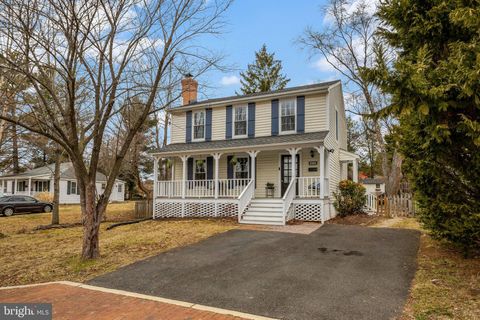 406 BLUE RIDGE AVENUE NE LEESBURG VA 20176