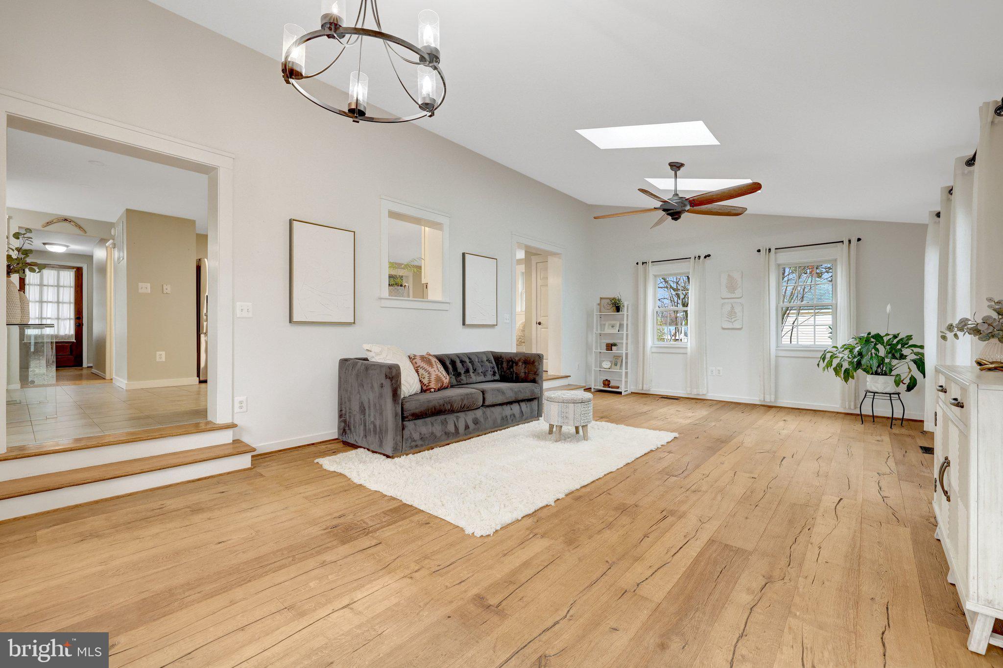 LOWENBACH - Residential