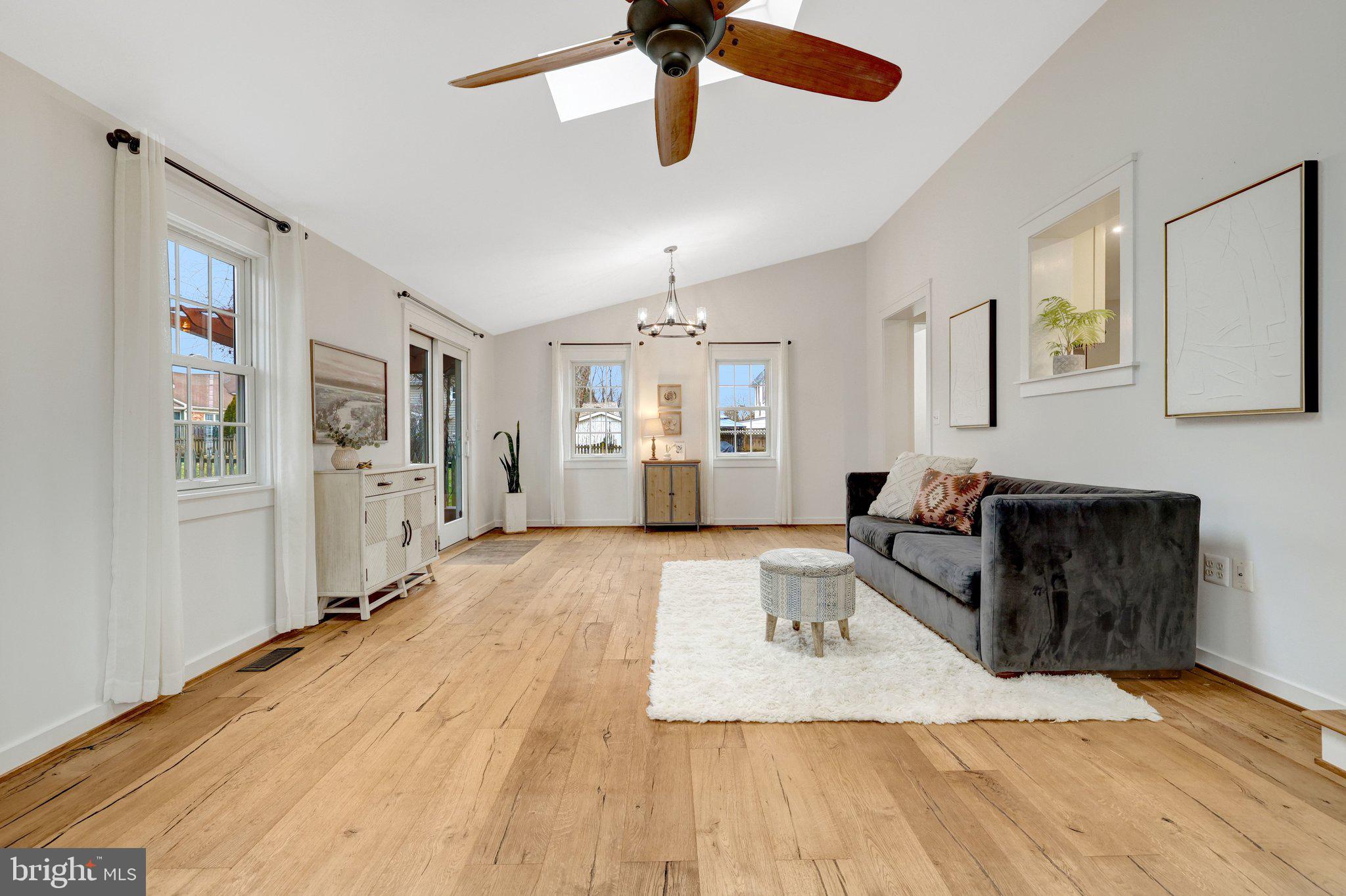 LOWENBACH - Residential