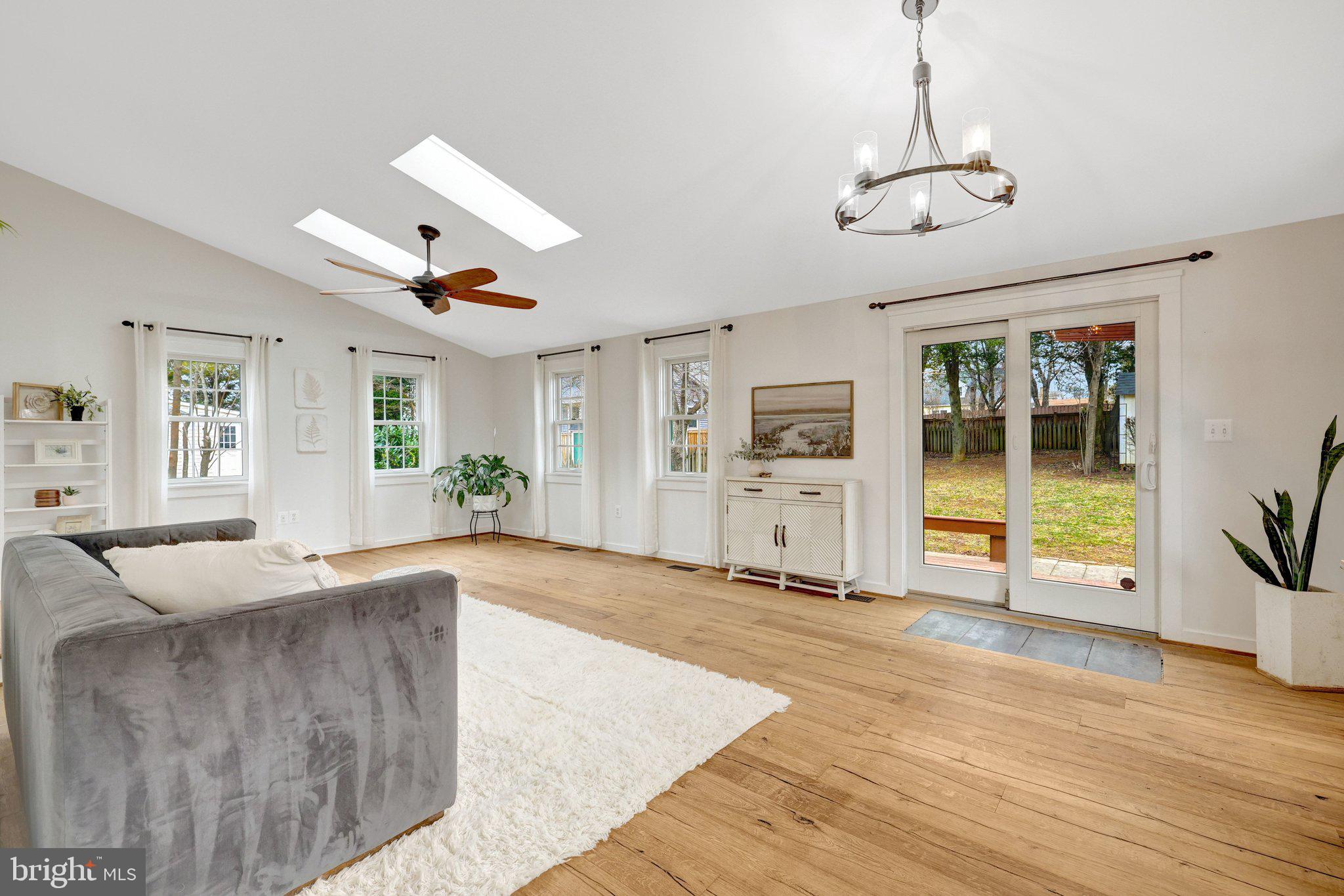 LOWENBACH - Residential