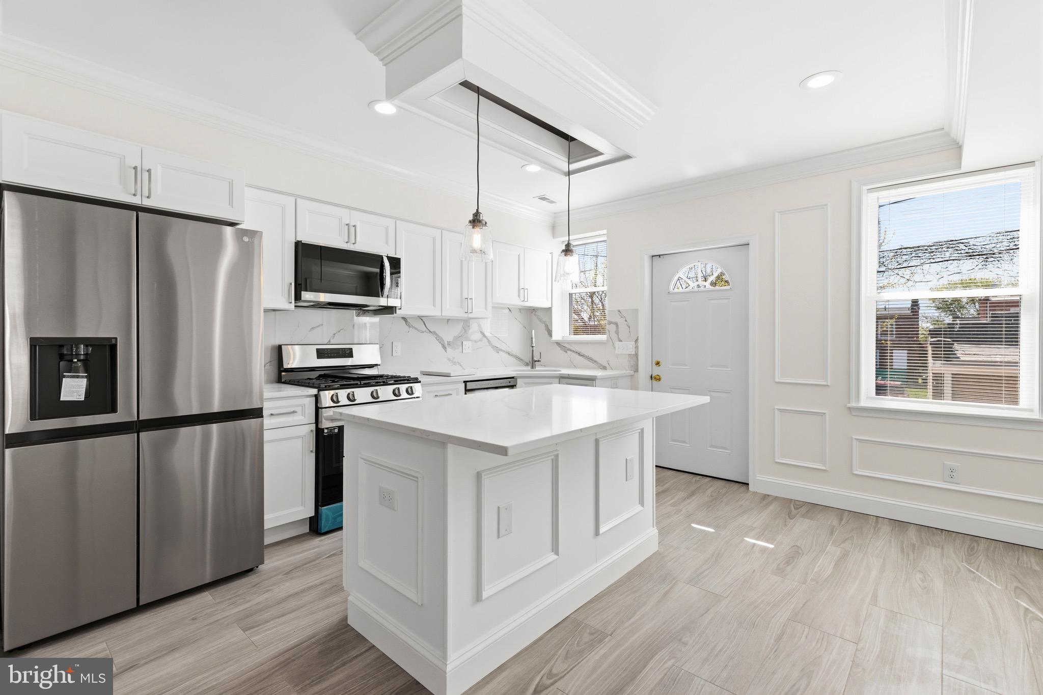 BELAIR-EDISON - Residential