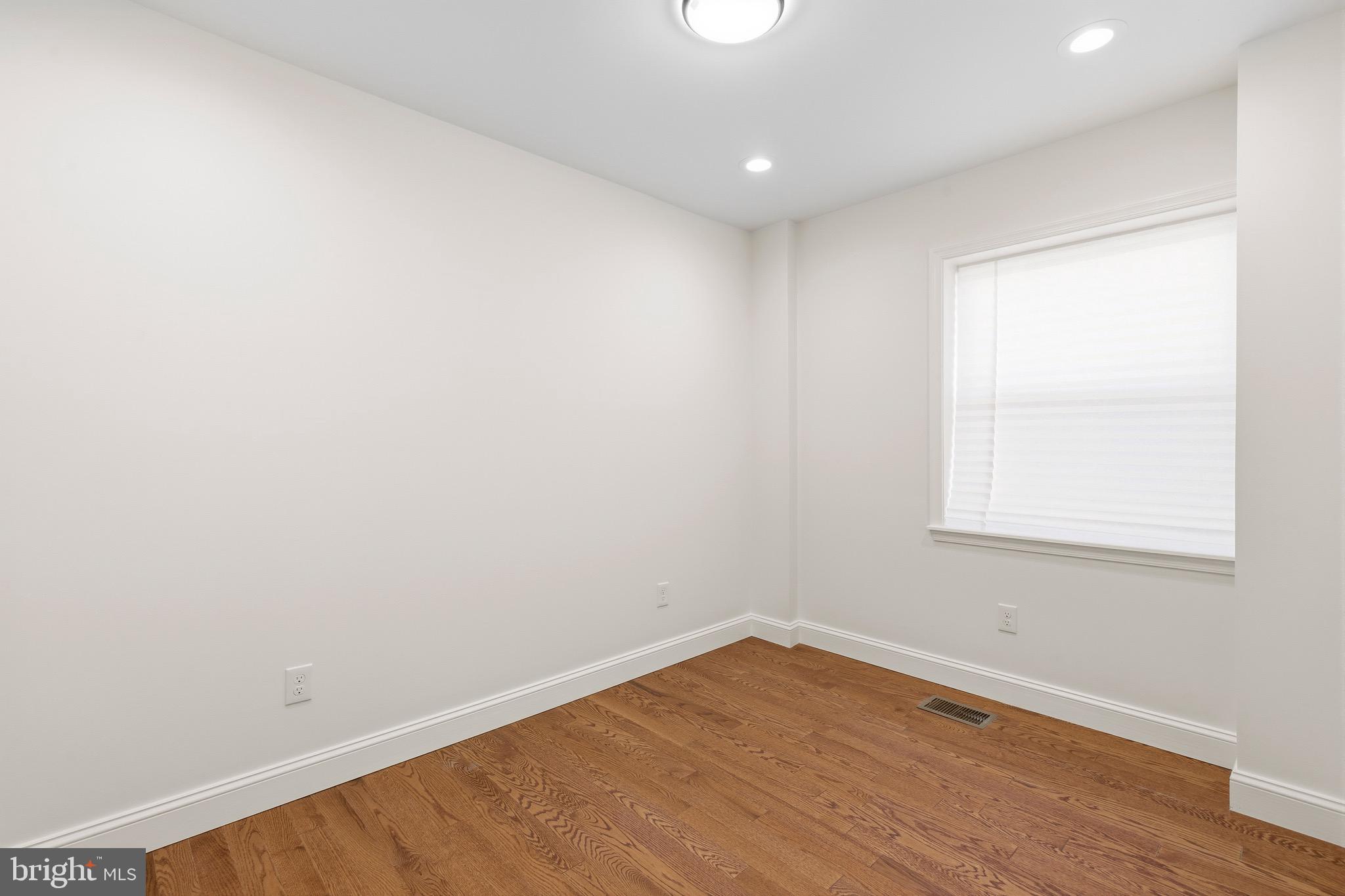 BELAIR-EDISON - Residential