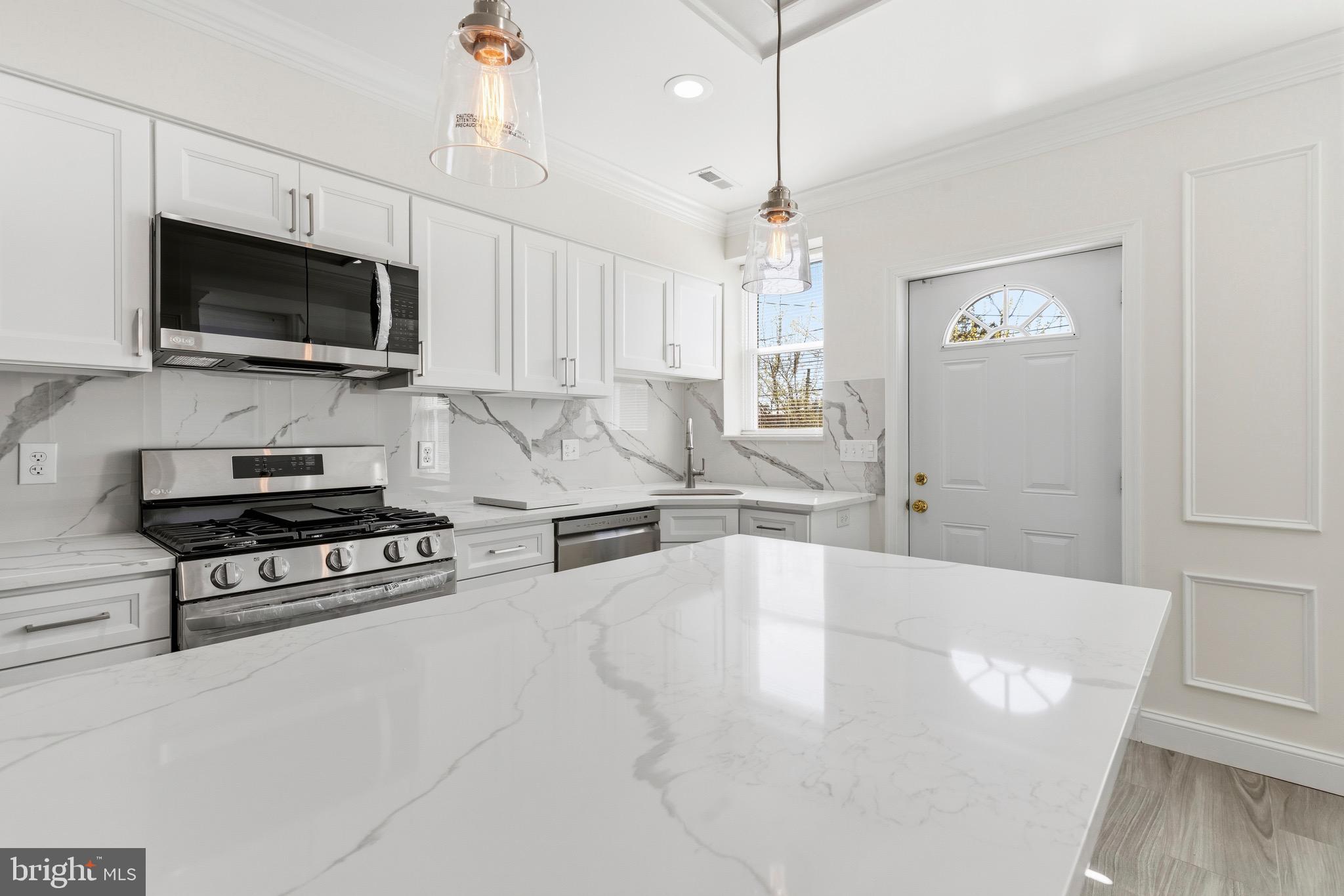 BELAIR-EDISON - Residential