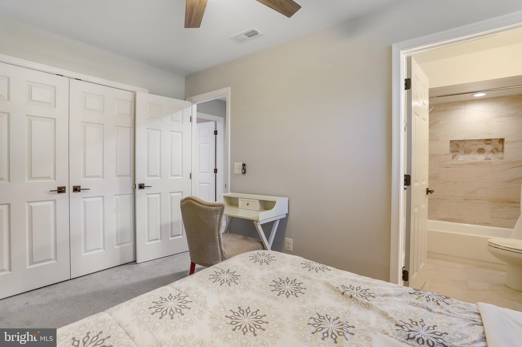 MEYERS INDIAN RUN PARK - Residential Lease