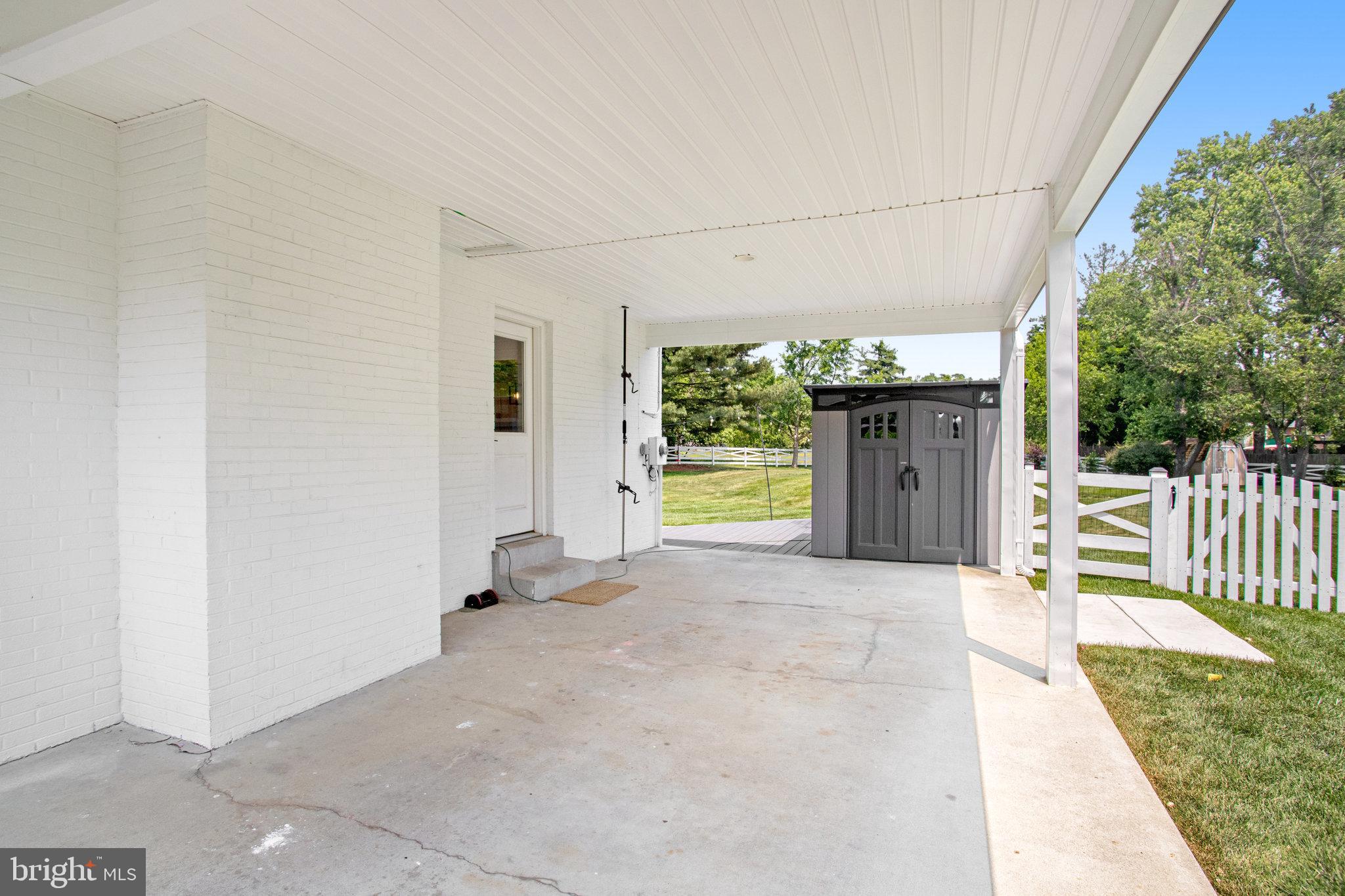 MEYERS INDIAN RUN PARK - Residential Lease